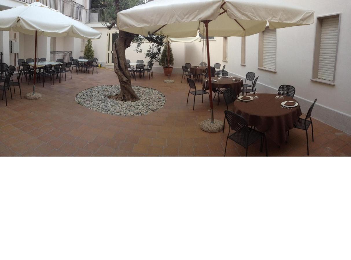 Hotel Fini San Giovanni Rotondo Esterno foto